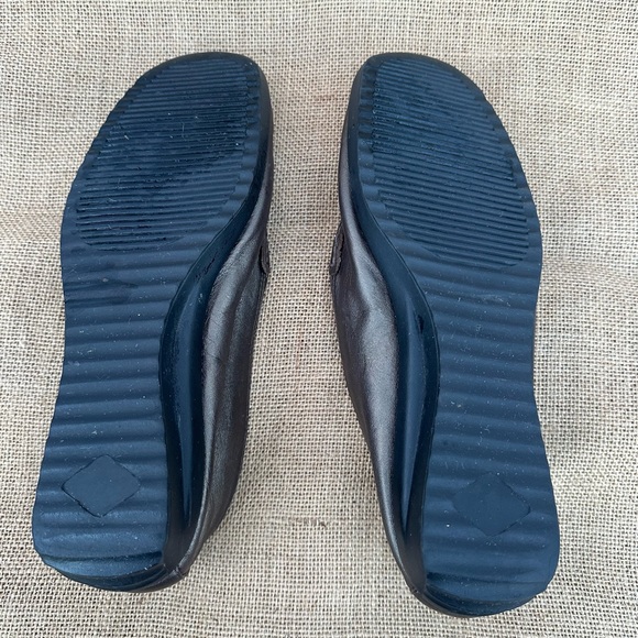 Judith Gray Green Metallic Loafers - Picture 5 of 9